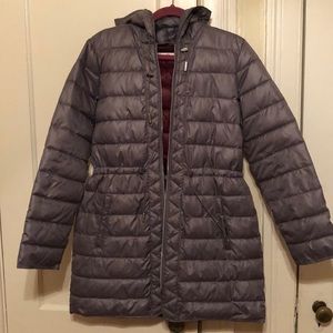 Kenneth Cole like new puffer jacket size L